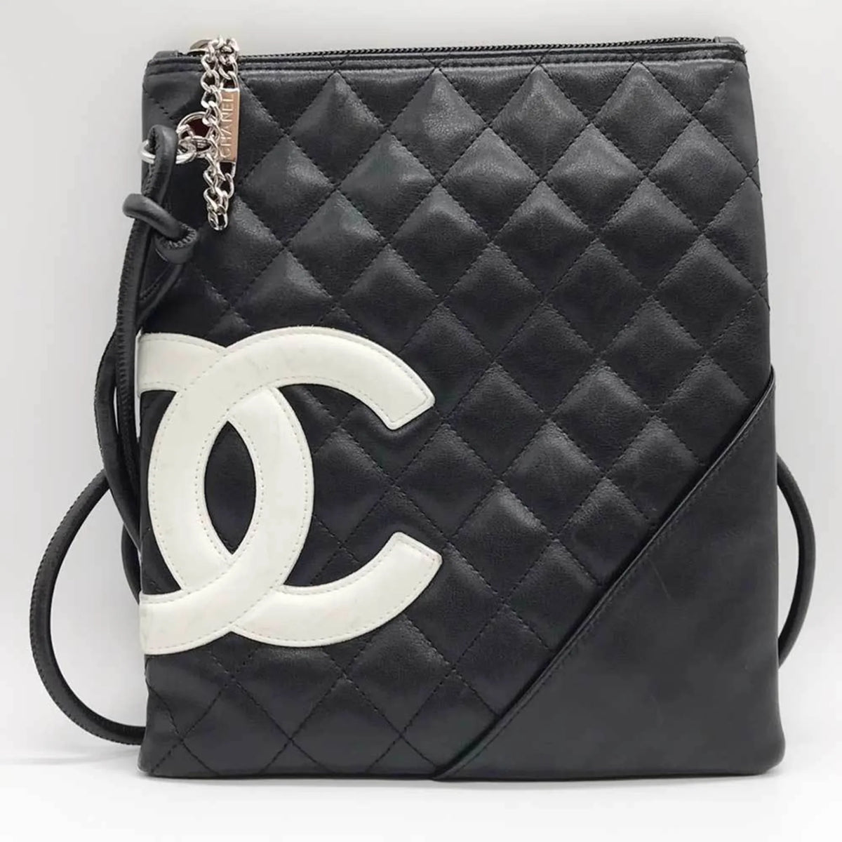 Leather (Fair) Pre-Owned Cambon Shoulder 100s Line Bag Black