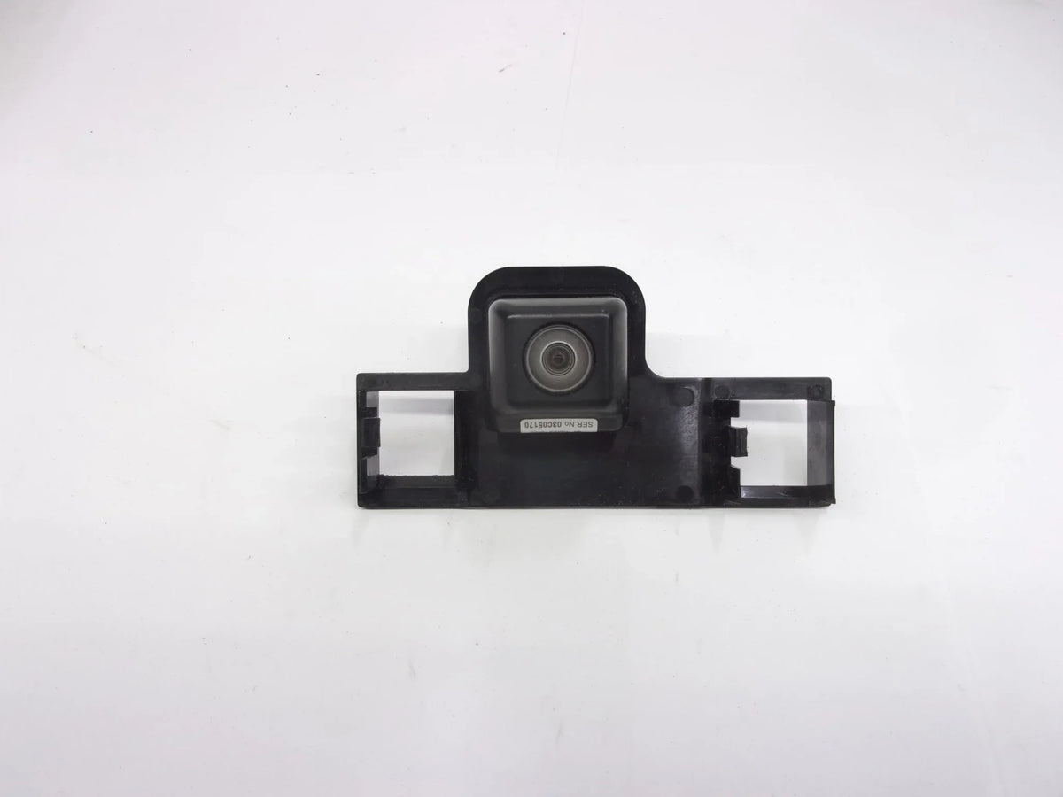 Camera 86790-45030 2011-2012 Sienna Rear Toyota OEM (Good) ID View Backup Pre-Owned