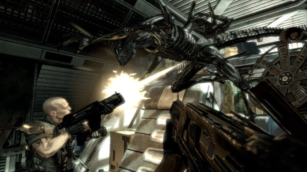 SEGA vs - Xbox Aliens Predator 360