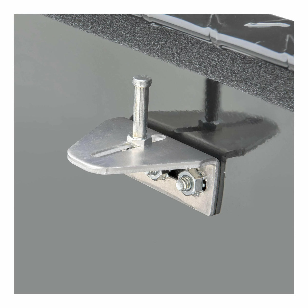 SILVERADO, LOWPRO Fits UWSTBS-72-LP-BLK select: SINGLE F150 UWS/United 95-C 1999-2022 F250 TBS-72-LP-BLK FD/04-C CHEVROLET 2000-2001 Services RAM/99-C Welding BLACK/72IN